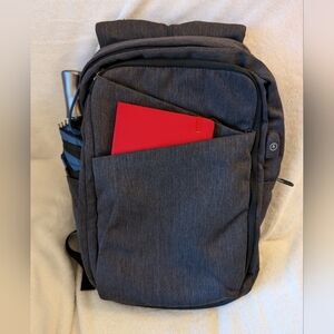 🎒 KAKA designs tech backpack